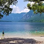 7 Lakes 아파트 보히니